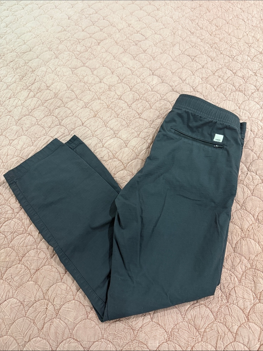 Vuori Women's Black Elastic-Waist Performance Pants